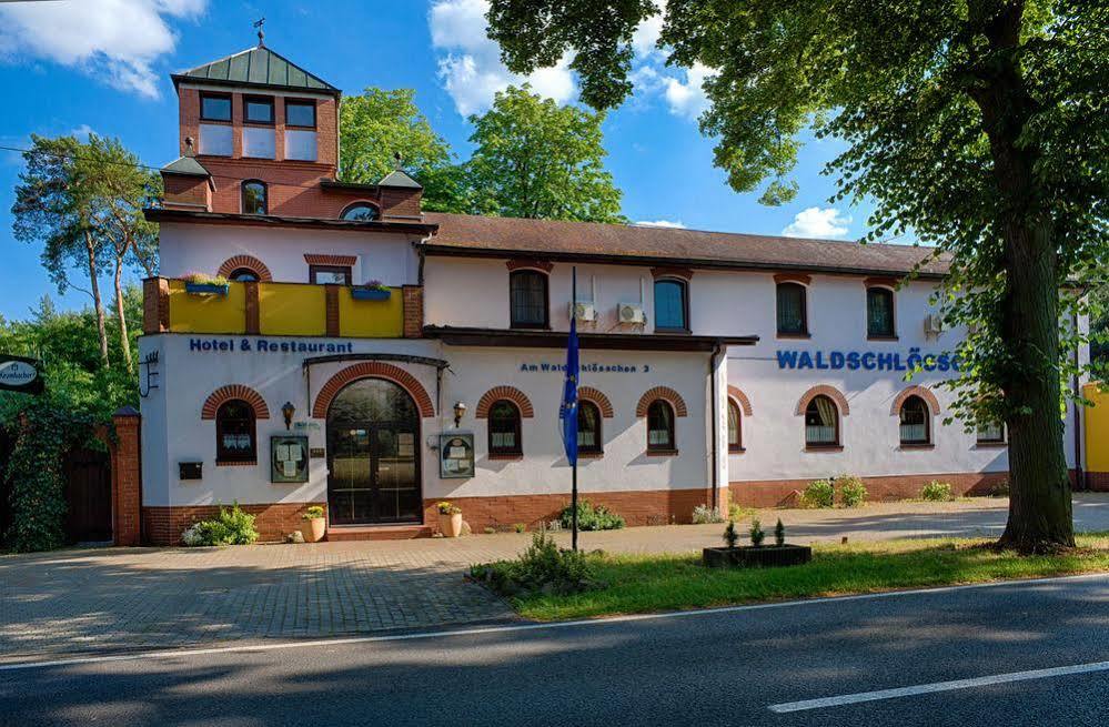 Waldschloesschen Acomodação com café da manhã Mittenwalde Exterior foto